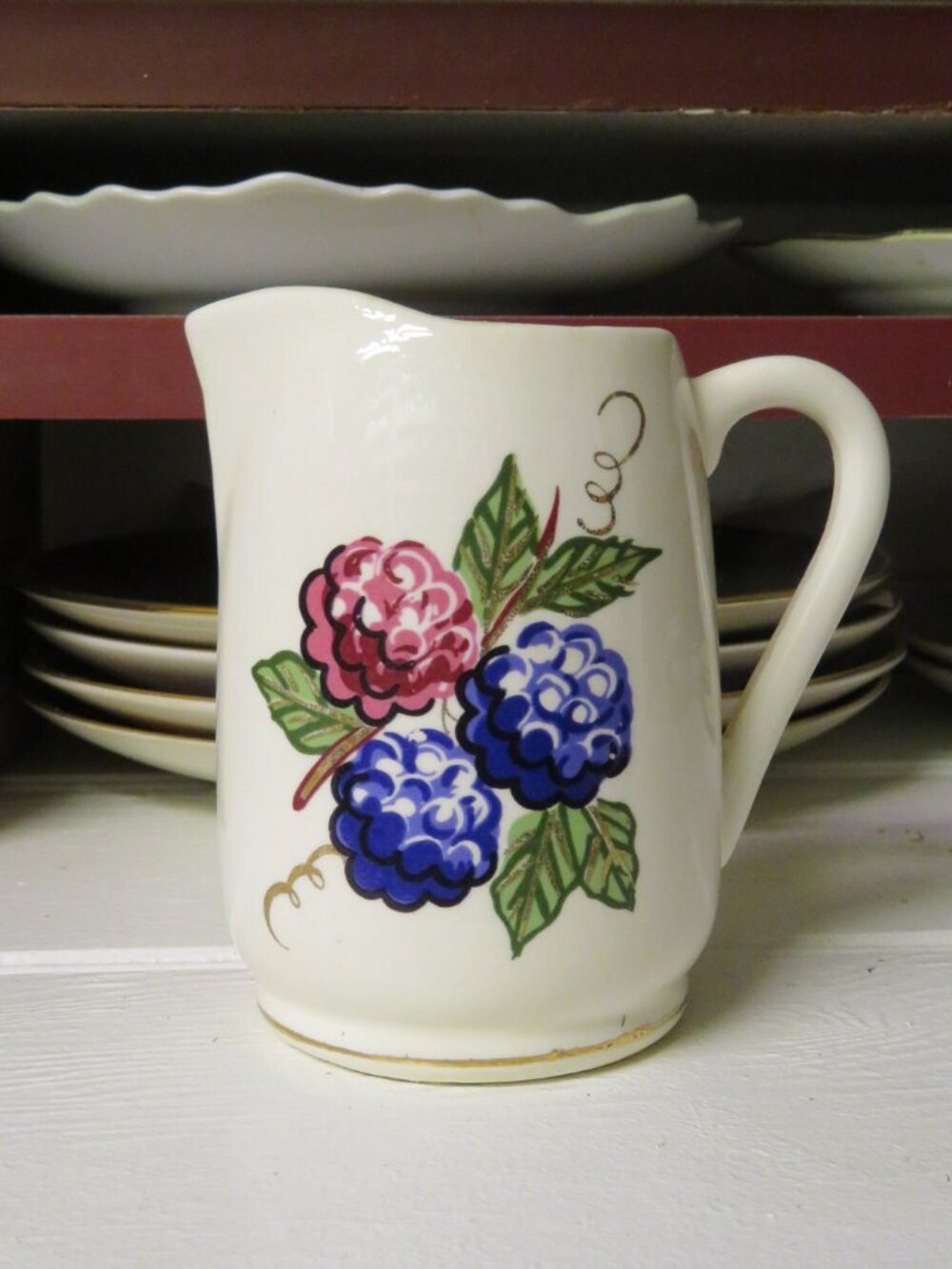 Knotts Berry Farm Creamer Vintage  (K829)